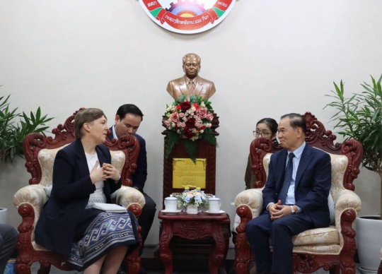 DPM Receives Farewell Call from Australian Ambassador to Laos